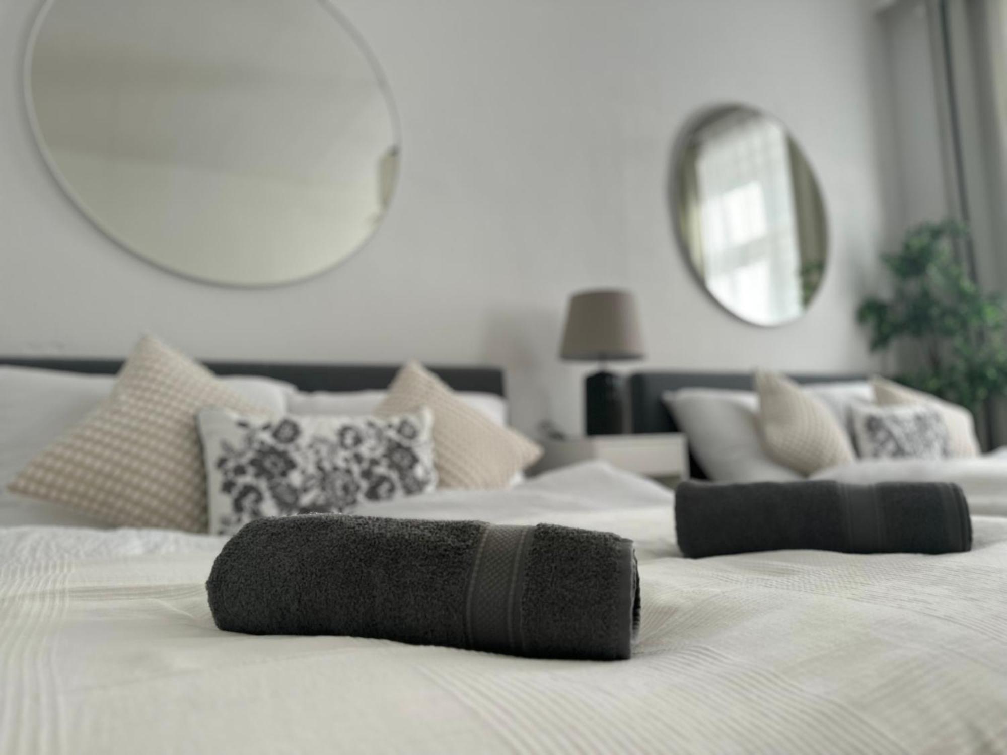 Spacious Apartment, 3 Min To U1 Reumannplatz Βιέννη Εξωτερικό φωτογραφία