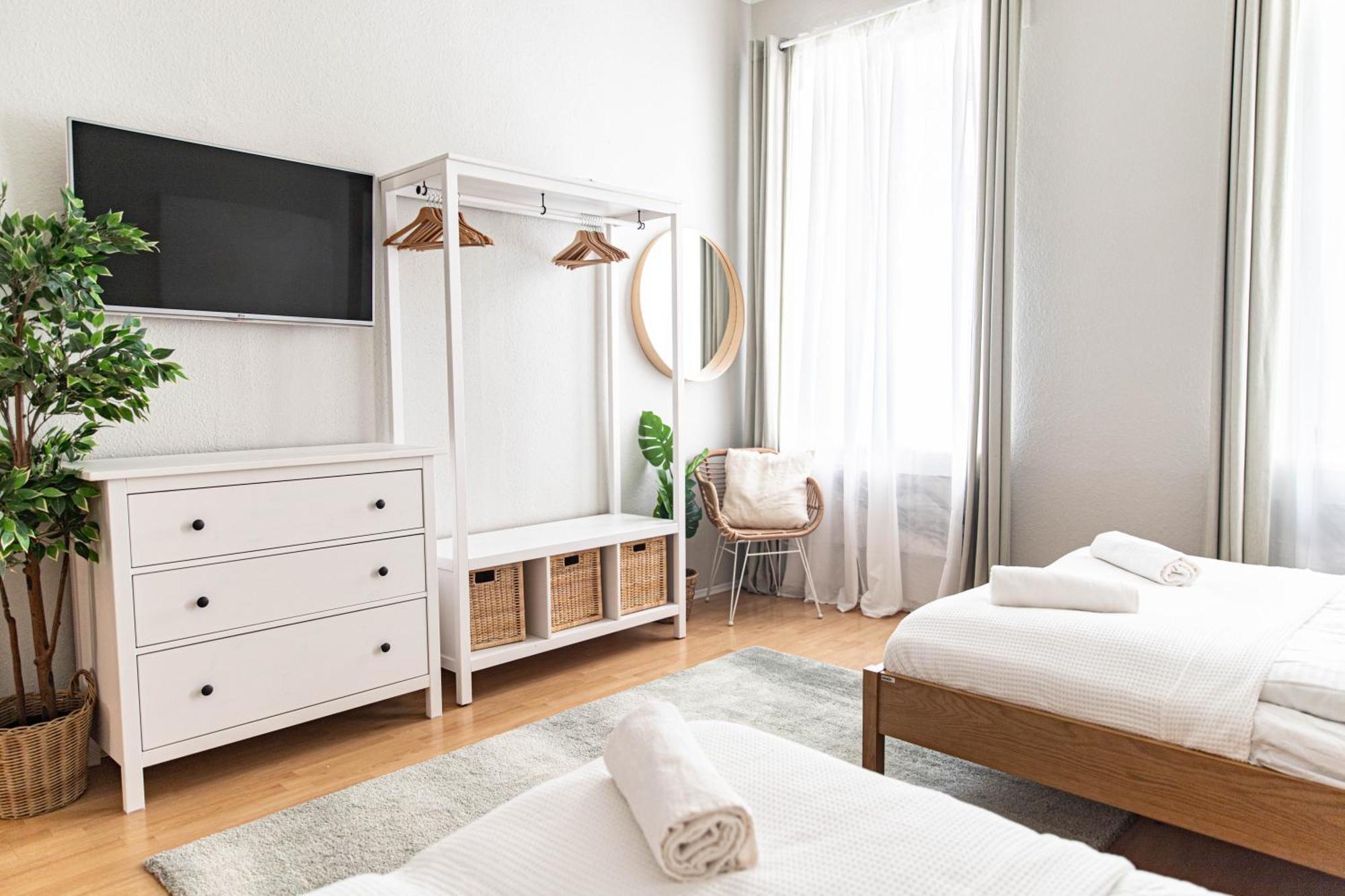 Spacious Apartment, 3 Min To U1 Reumannplatz Βιέννη Εξωτερικό φωτογραφία